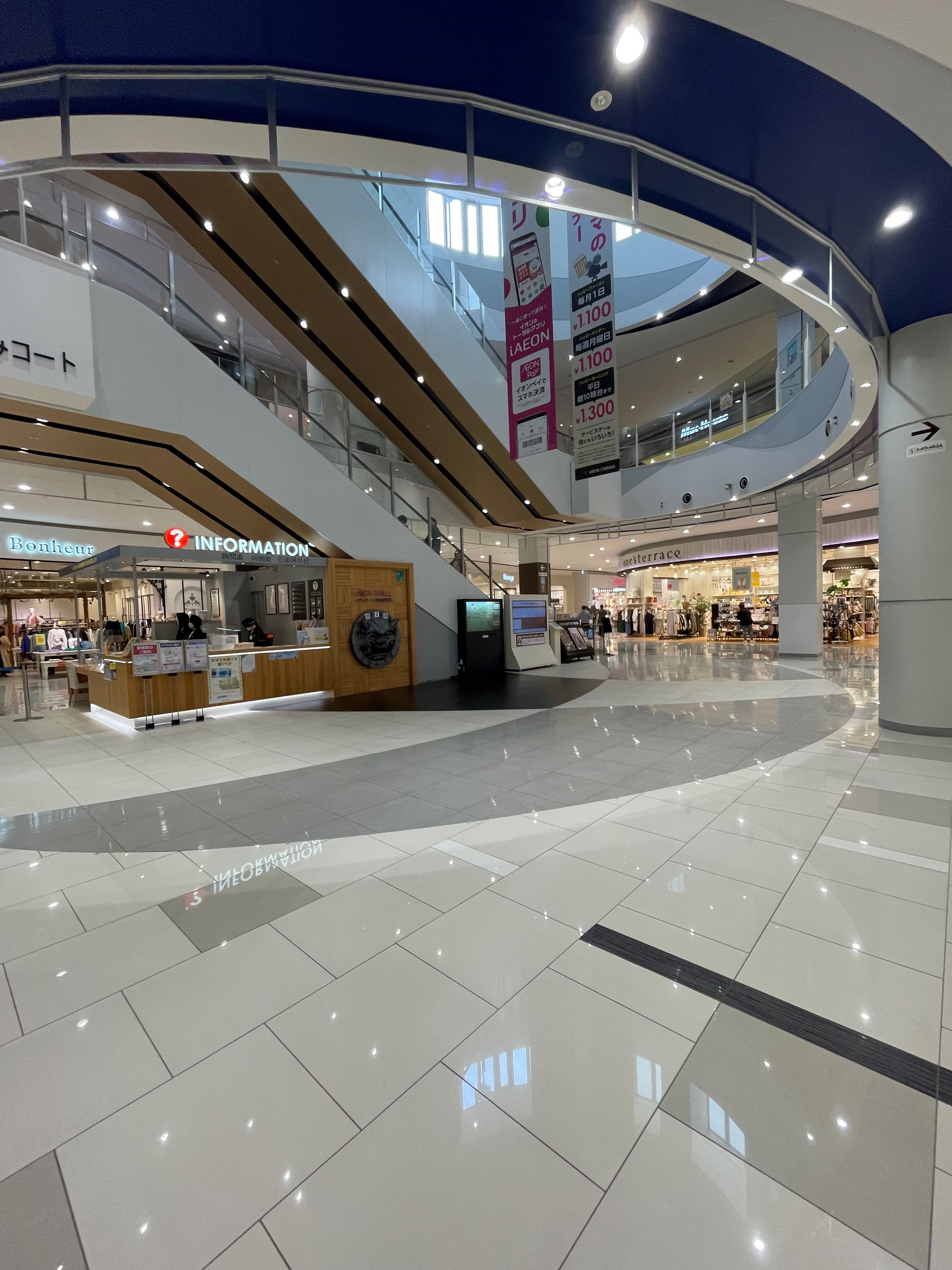 イオンモール今治新都市】スペースC（1F さざなみコート